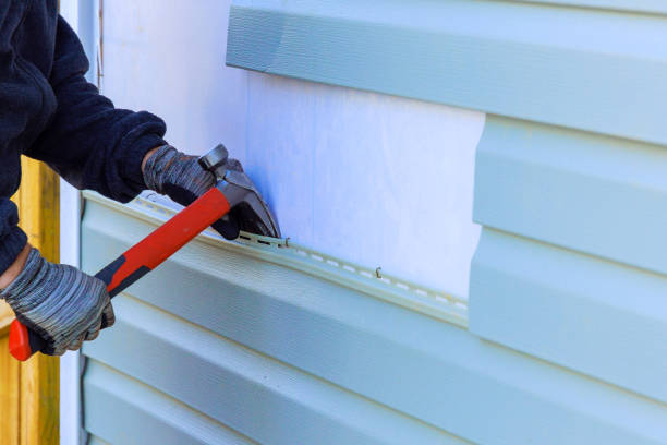 Reliable Siding Repair contractor in Edgewood, FL by Creative Siding